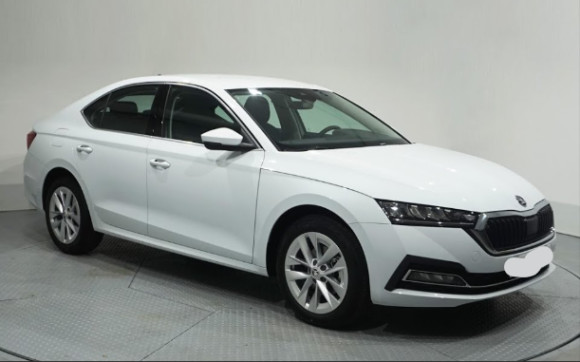 סקודה אוקטביה 2026 במחיר 157,990 ש״ח - תמונה 2 סקודה אוקטביה 2026 במחיר 157,990 ש״ח - תמונה 2