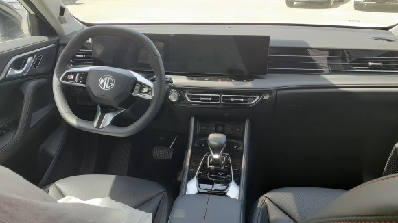 אם.ג'י - MG MG HS 2026 במחיר 141,990 ש״ח - תמונה 2