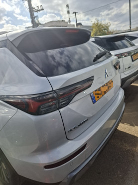 מיצובישי אאוטלנדר 2026 במחיר 198,990 ש״ח - תמונה 1 מיצובישי אאוטלנדר 2026 במחיר 198,990 ש״ח - תמונה 1