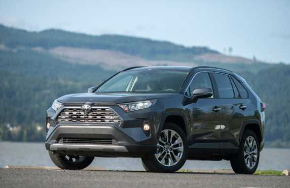 טויוטה ראב 4 2026 במחיר 206,990 ש״ח - תמונה 1