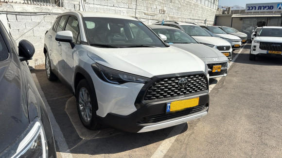 טויוטה קורולה קרוס 2026 במחיר 167,990 ש״ח - תמונה 2 טויוטה קורולה קרוס 2026 במחיר 167,990 ש״ח - תמונה 2