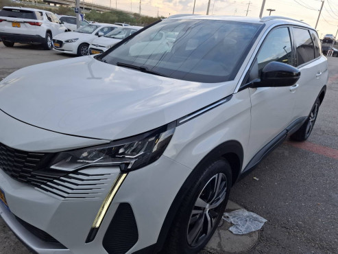 פיג'ו 5008 2023 במחיר 107,748 ש״ח - תמונה 3