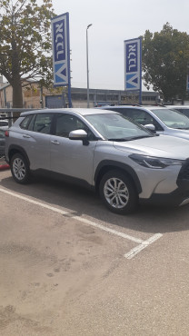 טויוטה קורולה קרוס 2026 במחיר 167,990 ש״ח - תמונה 2 טויוטה קורולה קרוס 2026 במחיר 167,990 ש״ח - תמונה 2