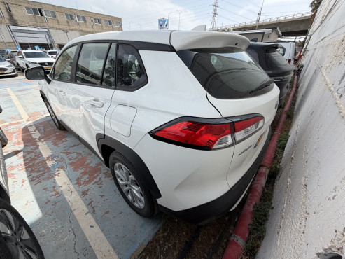 טויוטה קורולה קרוס 2026 במחיר 167,990 ש״ח - תמונה 3