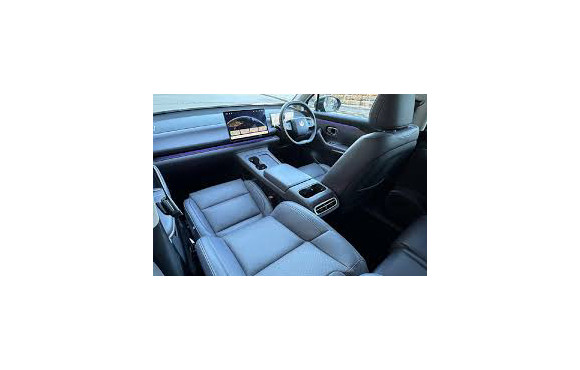 ליפמוטור C10 2026 במחיר 159,990 ש״ח - תמונה 3 ליפמוטור C10 2026 במחיר 159,990 ש״ח - תמונה 3