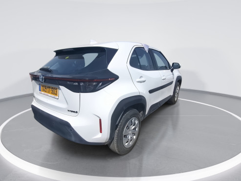 טויוטה יאריס 2022 במחיר 86,940 ש״ח - תמונה 9