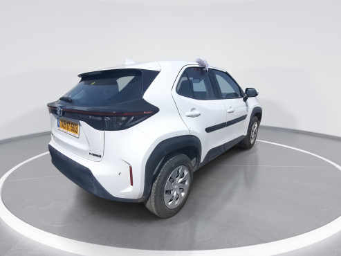 טויוטה יאריס 2022 במחיר 86,940 ש״ח - תמונה 10