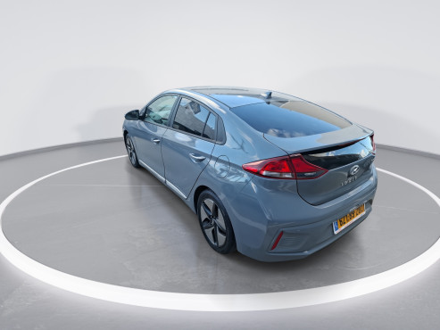 יונדאי איוניק 2021 במחיר 101,520 ש״ח - תמונה 7 יונדאי איוניק 2021 במחיר 101,520 ש״ח - תמונה 7