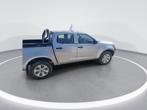 איסוזו D-MAX 2022 במחיר 202,629 ש״ח - תמונה 9 איסוזו D-MAX 2022 במחיר 202,629 ש״ח - תמונה 9