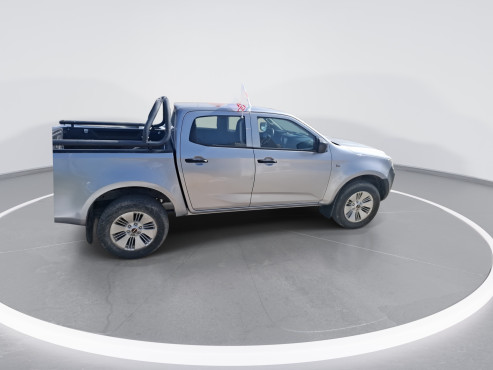 איסוזו D-MAX 2022 במחיר 202,629 ש״ח - תמונה 10 איסוזו D-MAX 2022 במחיר 202,629 ש״ח - תמונה 10