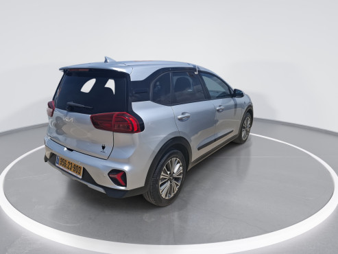 קיה נירו 2023 במחיר 101,084 ש״ח - תמונה 9