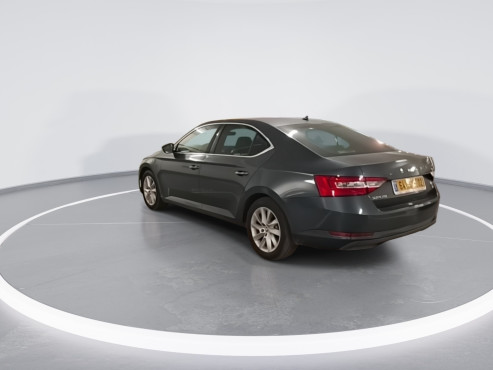 סקודה סופרב 2022 במחיר 103,230 ש״ח - תמונה 8 סקודה סופרב 2022 במחיר 103,230 ש״ח - תמונה 8