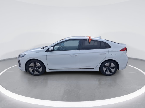 יונדאי איוניק 2022 במחיר 105,020 ש״ח - תמונה 1