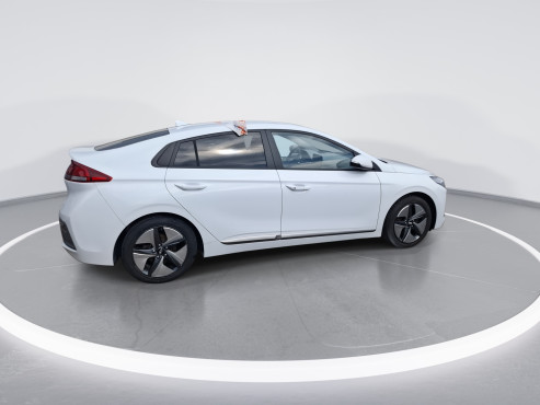 יונדאי איוניק 2022 במחיר 105,020 ש״ח - תמונה 10