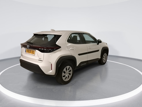 טויוטה יאריס 2022 במחיר 106,590 ש״ח - תמונה 10