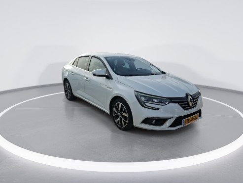 רנו מגאן 2021 במחיר 62,320 ש״ח - תמונה 3 רנו מגאן 2021 במחיר 62,320 ש״ח - תמונה 3