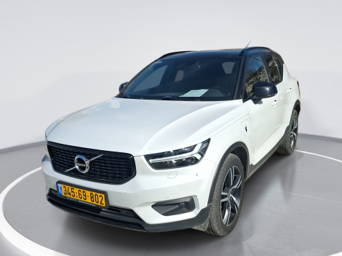 וולבו XC40 2021 במחיר 153,120 ש״ח - תמונה 1