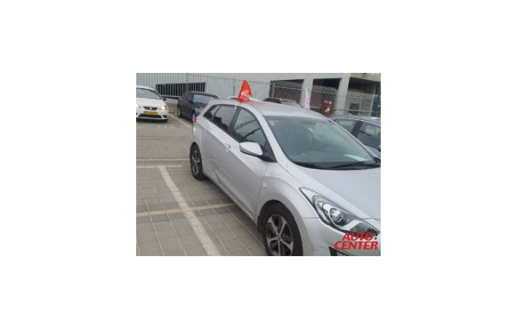 יונדאי I30 2016 במחיר 42,337 ש״ח - תמונה 3 יונדאי I30 2016 במחיר 42,337 ש״ח - תמונה 3
