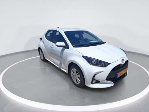 טויוטה YARIS HEV 2026 במחיר 135,000 ש״ח - תמונה 3 טויוטה YARIS HEV 2026 במחיר 135,000 ש״ח - תמונה 3