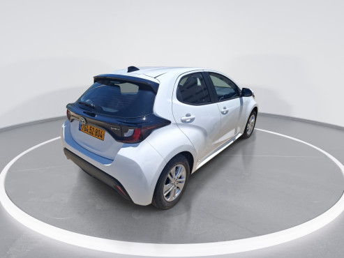 טויוטה YARIS HEV 2026 במחיר 135,000 ש״ח - תמונה 9 טויוטה YARIS HEV 2026 במחיר 135,000 ש״ח - תמונה 9