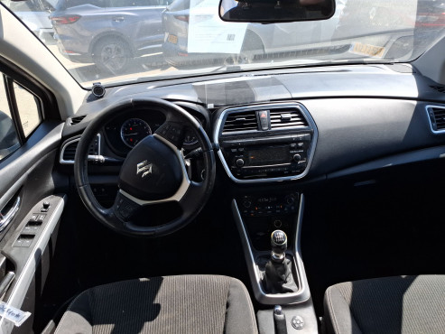 סוזוקי SX4 2017 במחיר 32,234 ש״ח - תמונה 2