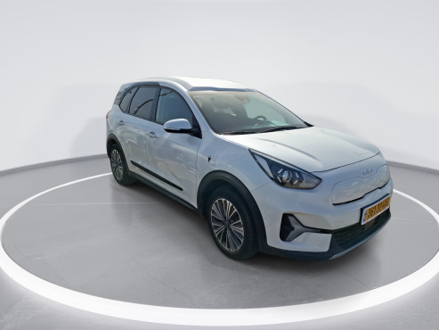 קיה נירו 2023 במחיר 107,016 ש״ח - תמונה 3 קיה נירו 2023 במחיר 107,016 ש״ח - תמונה 3