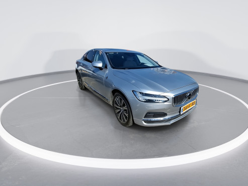 וולבו S90RECHARGE T8 2021 במחיר 176,488 ש״ח - תמונה 3