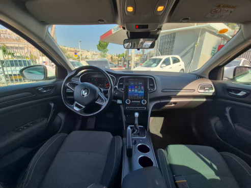 רנו מגאן 2023 במחיר 94,600 ש״ח - תמונה 2 רנו מגאן 2023 במחיר 94,600 ש״ח - תמונה 2