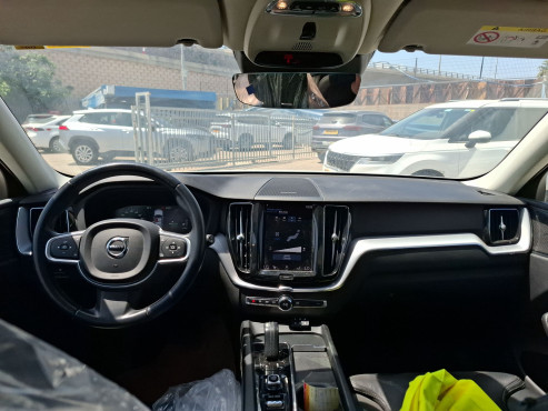 וולבו XC60 2021 במחיר 171,599 ש״ח - תמונה 2