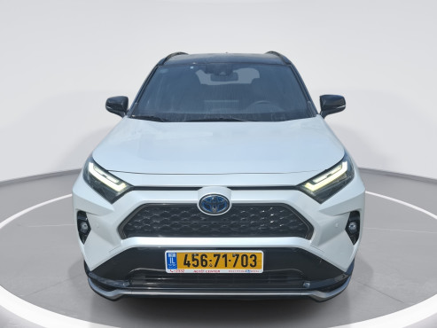 טויוטה RAV 4 PLUG IN 2023 במחיר 192,000 ש״ח - תמונה 1