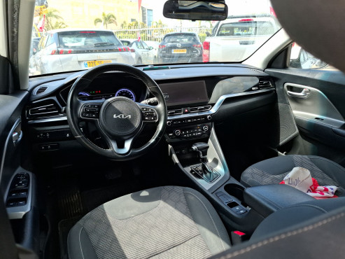 קיה נירו 2023 במחיר 111,520 ש״ח - תמונה 2