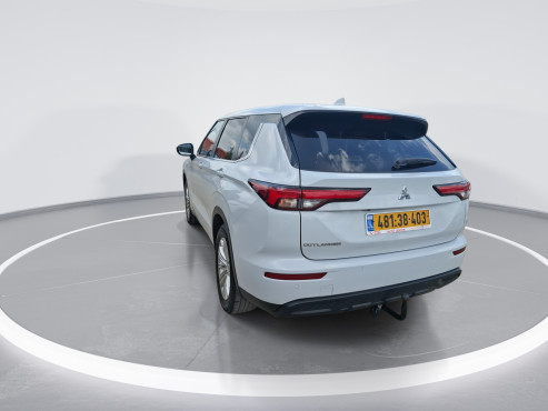 מיצובישי אאוטלנדר 2023 במחיר 126,150 ש״ח - תמונה 7 מיצובישי אאוטלנדר 2023 במחיר 126,150 ש״ח - תמונה 7