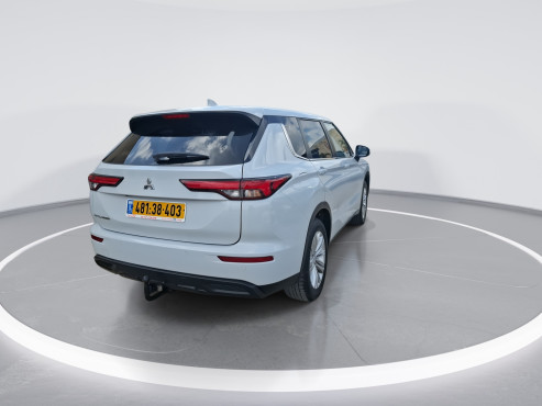 מיצובישי אאוטלנדר 2023 במחיר 126,150 ש״ח - תמונה 9 מיצובישי אאוטלנדר 2023 במחיר 126,150 ש״ח - תמונה 9