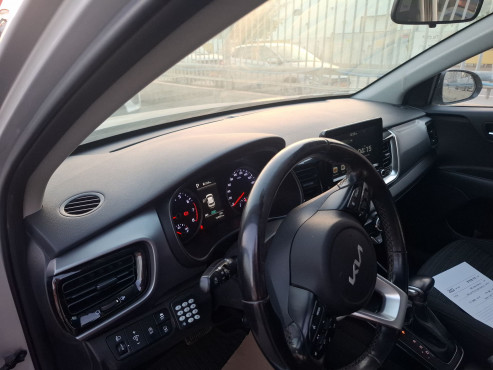 קיה סטוניק 2022 במחיר 65,052 ש״ח - תמונה 2