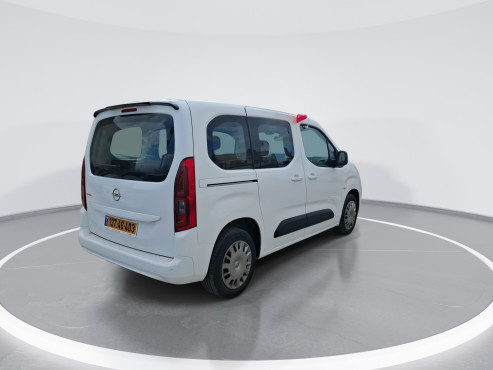 אופל COMBO 2022 במחיר 68,796 ש״ח - תמונה 9 אופל COMBO 2022 במחיר 68,796 ש״ח - תמונה 9