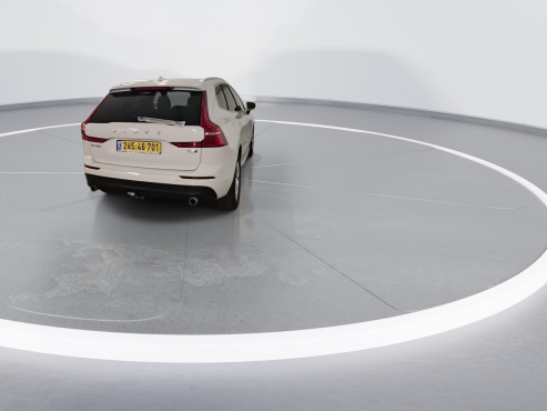 וולבו XC60 2018 במחיר 97,283 ש״ח - תמונה 9