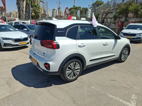קיה נירו 2023 במחיר 92,125 ש״ח - תמונה 5 קיה נירו 2023 במחיר 92,125 ש״ח - תמונה 5