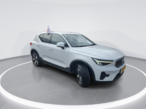 וולבו XC40 2022 במחיר 149,760 ש״ח - תמונה 3