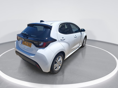טויוטה YARIS HEV 2026 במחיר 135,000 ש״ח - תמונה 9