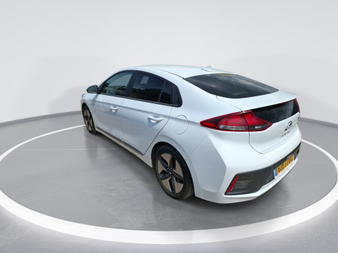 יונדאי איוניק 2022 במחיר 101,996 ש״ח - תמונה 6