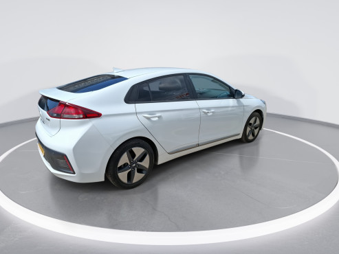 יונדאי איוניק 2022 במחיר 101,996 ש״ח - תמונה 10