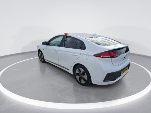 יונדאי איוניק 2020 במחיר 90,100 ש״ח - תמונה 7 יונדאי איוניק 2020 במחיר 90,100 ש״ח - תמונה 7