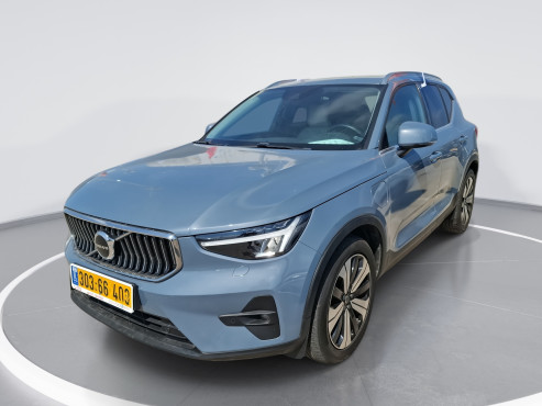 וולבו XC40 2023 במחיר 127,960 ש״ח - תמונה 1