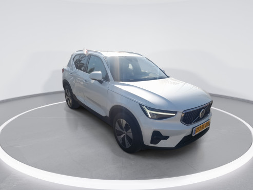 וולבו XC40T2 2022 במחיר 102,200 ש״ח - תמונה 3 וולבו XC40T2 2022 במחיר 102,200 ש״ח - תמונה 3