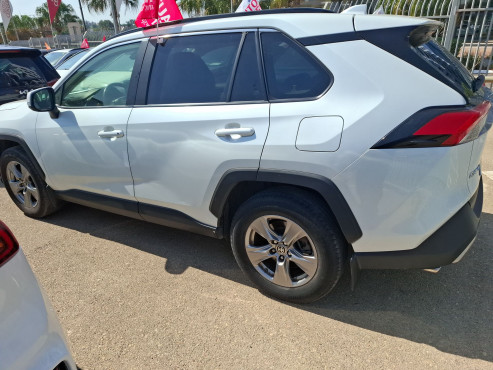 טויוטה RAV 4 2023 במחיר 121,520 ש״ח - תמונה 7 טויוטה RAV 4 2023 במחיר 121,520 ש״ח - תמונה 7