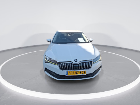 סקודה סופרב 2023 במחיר 104,160 ש״ח - תמונה 4