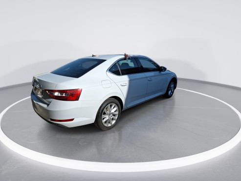 סקודה סופרב 2023 במחיר 104,160 ש״ח - תמונה 9