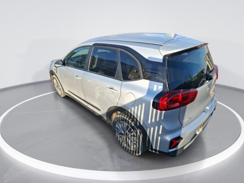 קיה נירו 2023 במחיר 108,420 ש״ח - תמונה 7