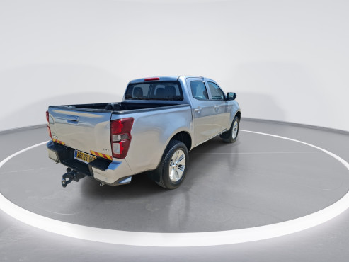 איסוזו D-MAX 2022 במחיר 176,344 ש״ח - תמונה 9