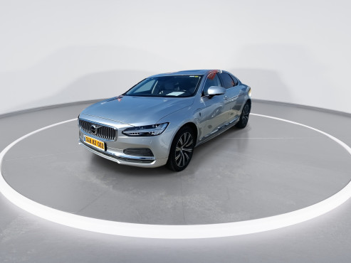 וולבו S90RECHARGE T8 2021 במחיר 144,576 ש״ח - תמונה 6 וולבו S90RECHARGE T8 2021 במחיר 144,576 ש״ח - תמונה 6